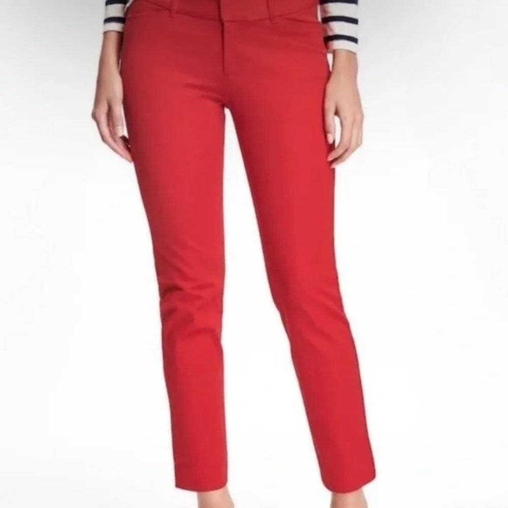 Old Navy MidRise Pixie Cut Chino Pants